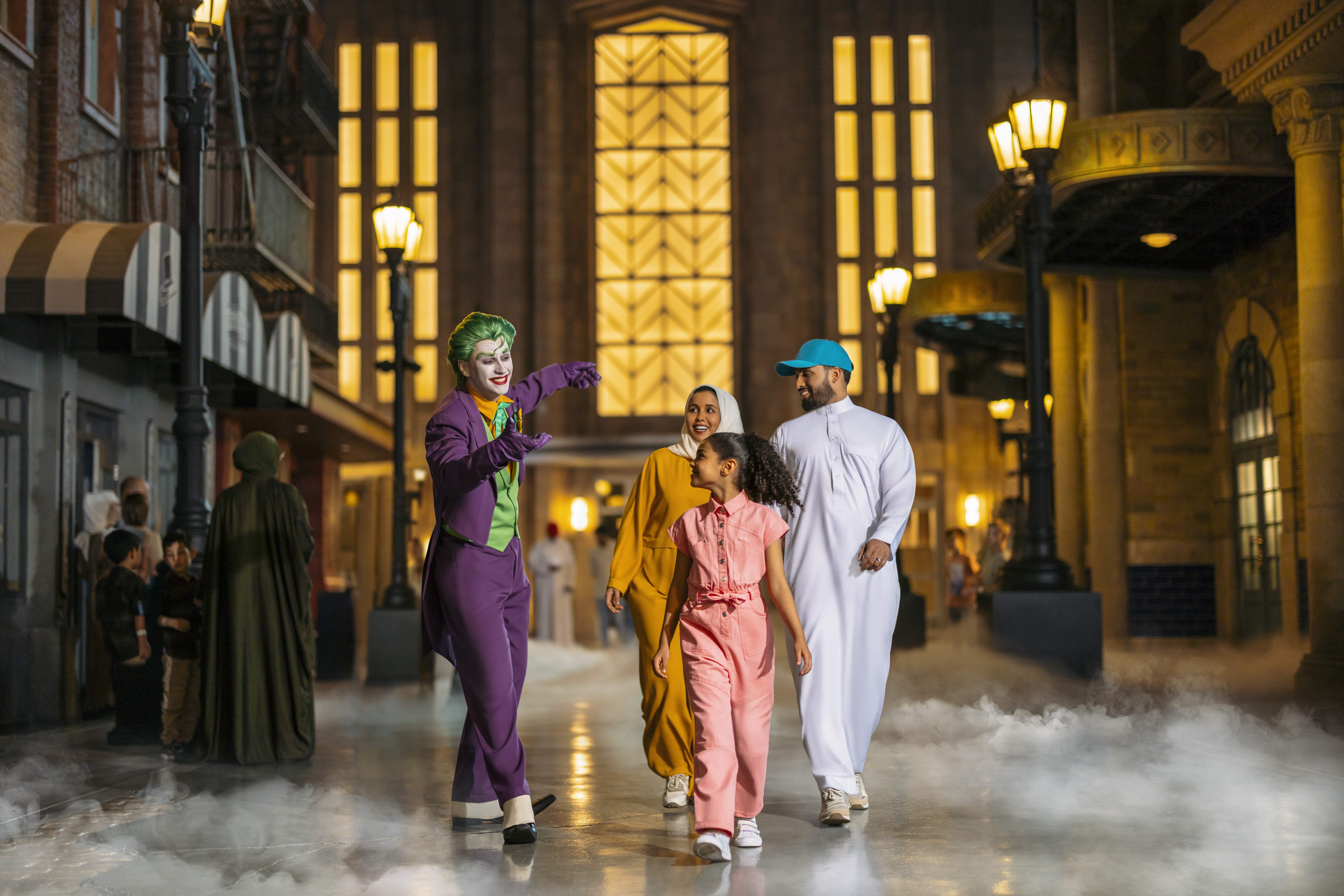 עולם האחים וורנר אבו דאבי (Warner Bros. World™ Abu Dhabi‎)