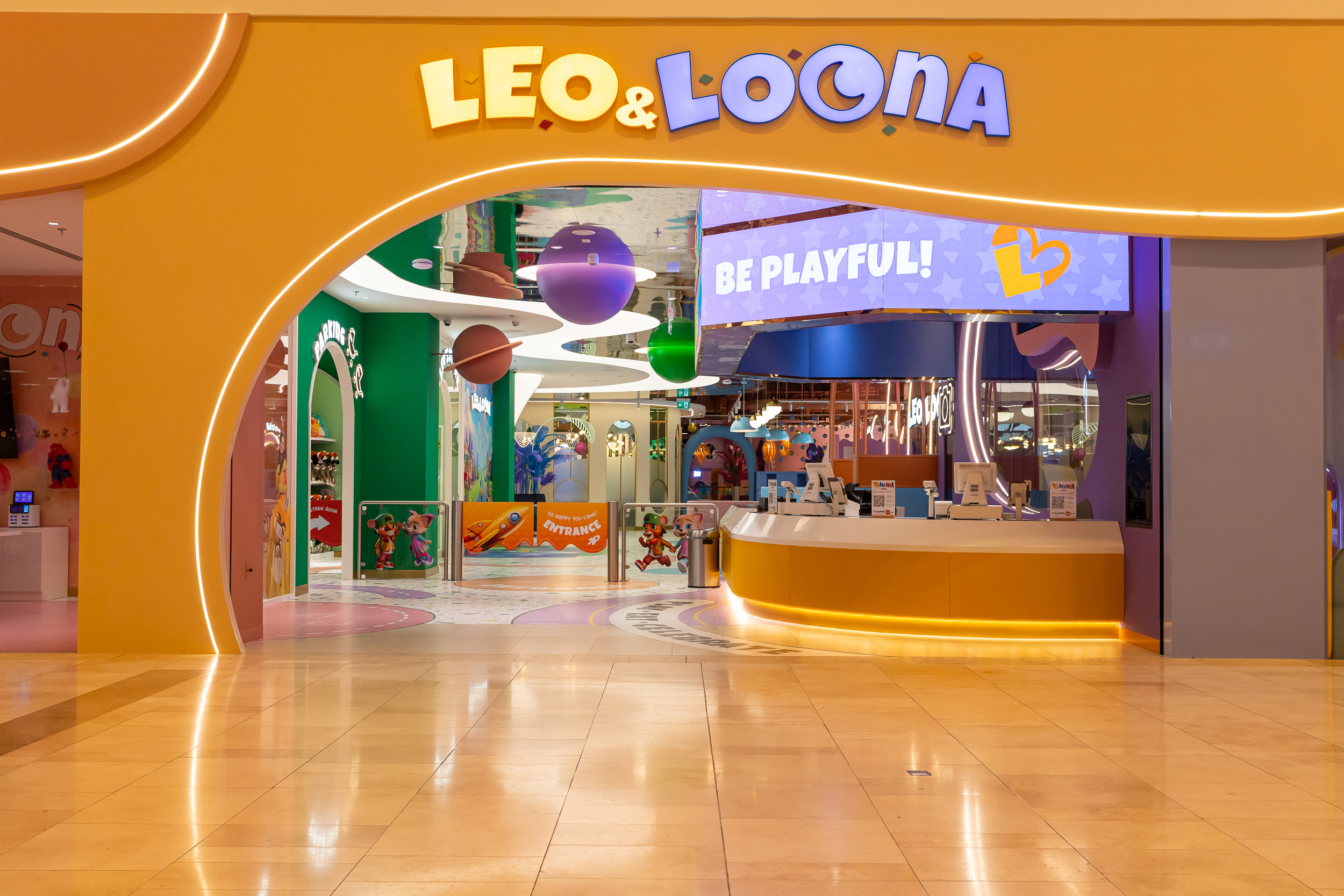 leo and loona